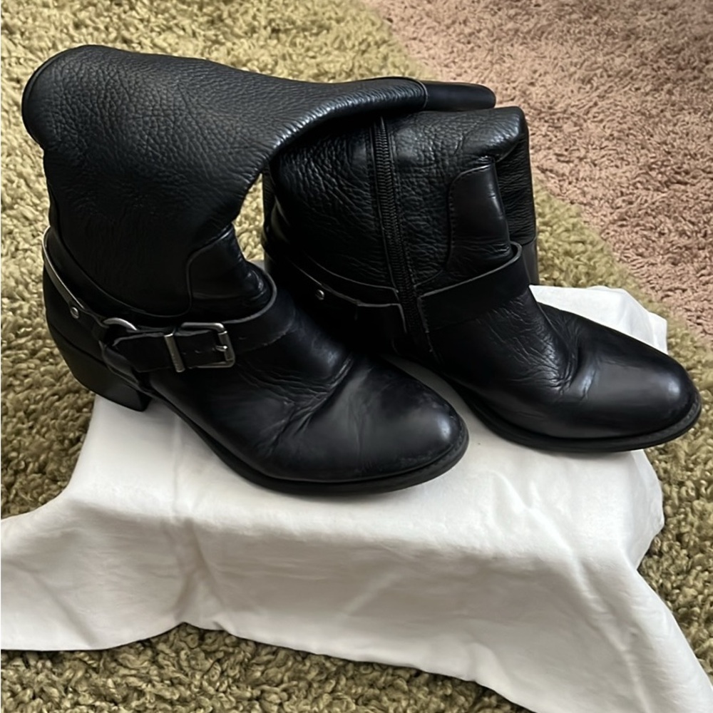 Rider boots. Size 6